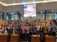 Parallel Class Nomor 8